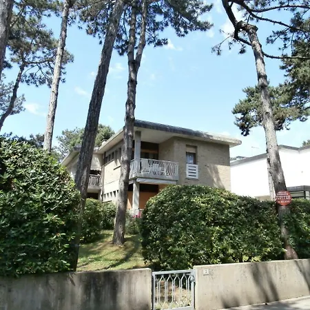 Residenz Bassi 4 아파트 *